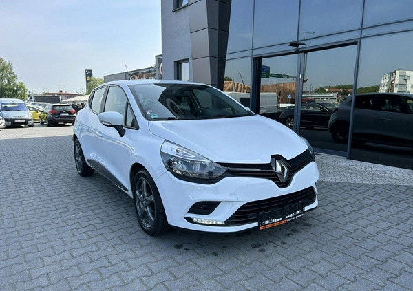 Renault Clio cena 37900 przebieg: 143000, rok produkcji 2016 z Lędziny małe 137